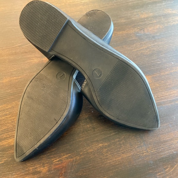 Target Pointed Flats - Picture 2 of 2